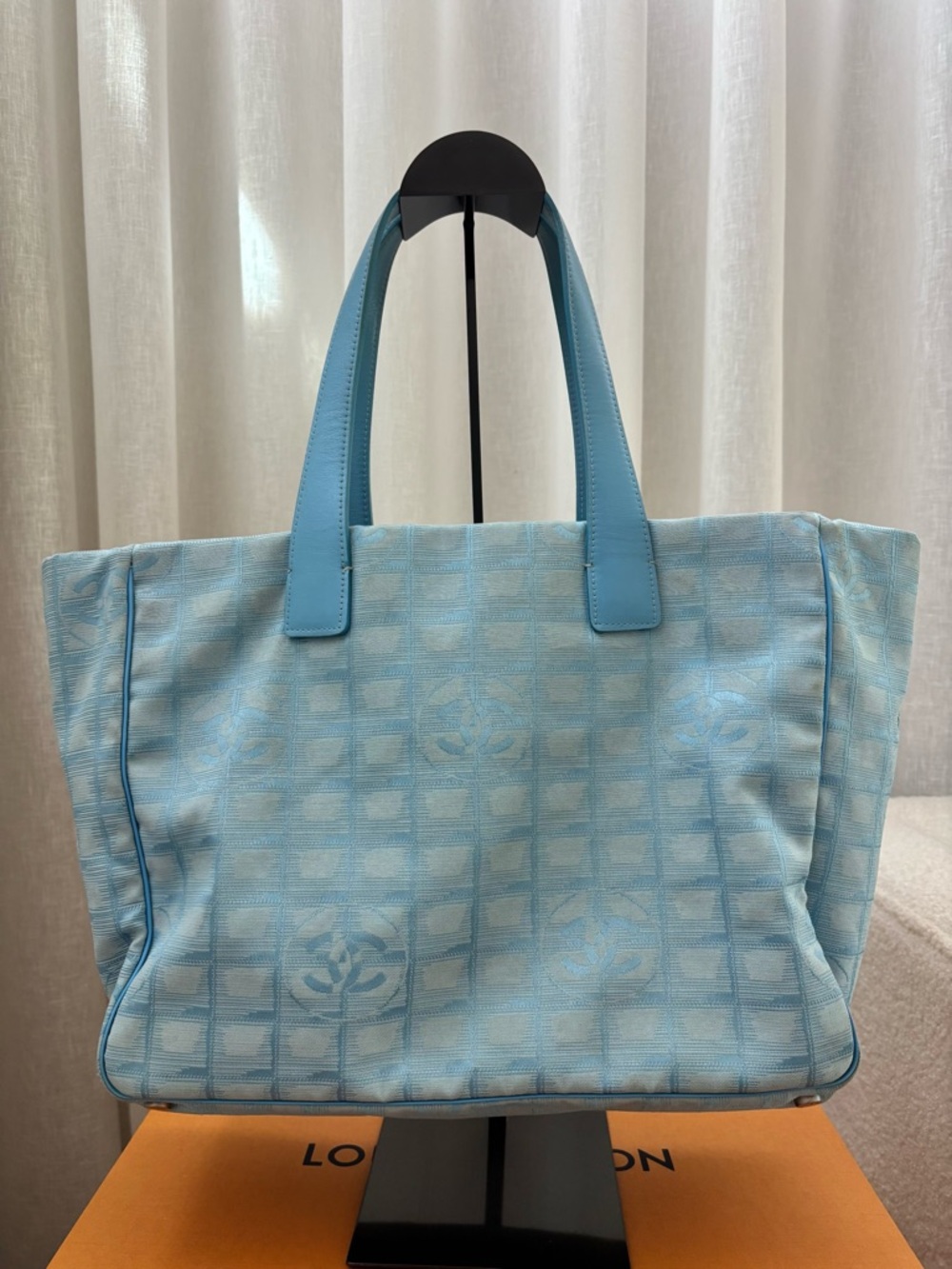 Chanel blue Tote Bag